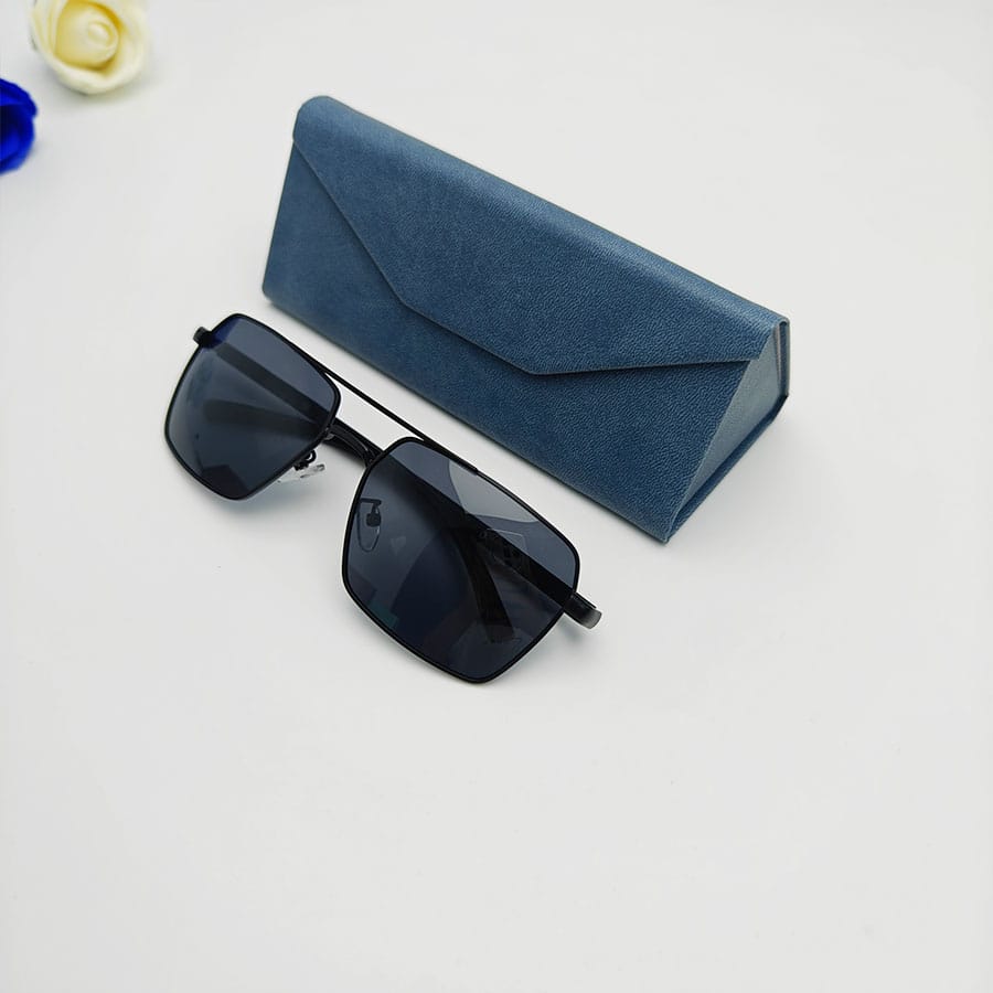 Folding case