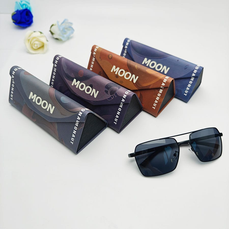 Folding case 