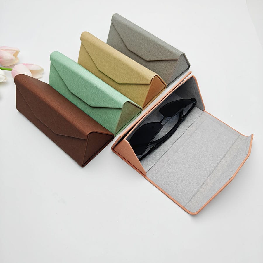 Folding case 