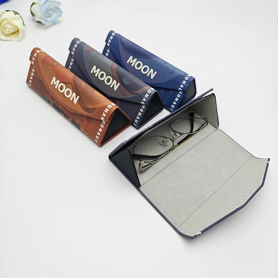 Folding case 