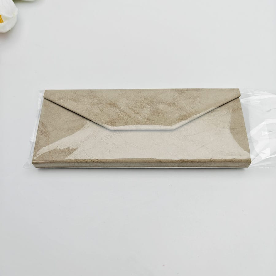 Folding case