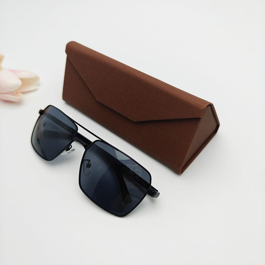 Folding case 