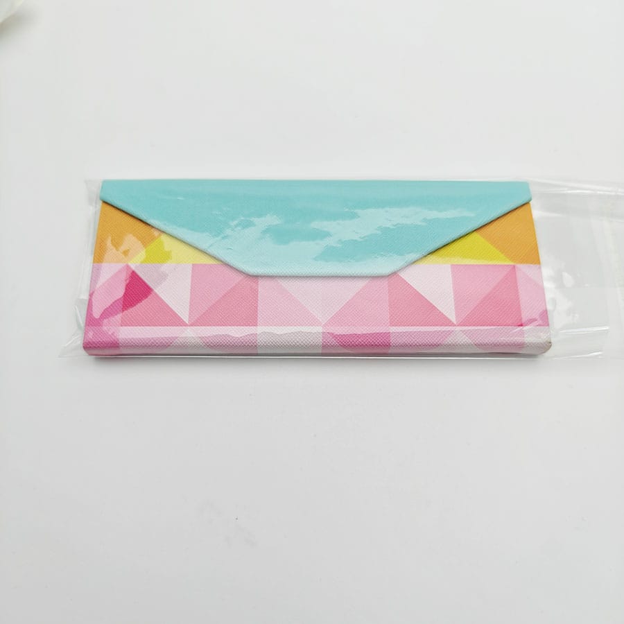 Folding case 