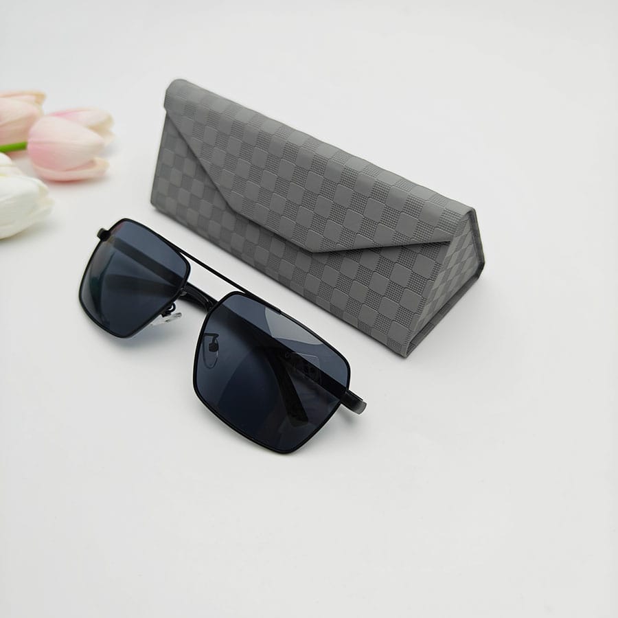 Folding case