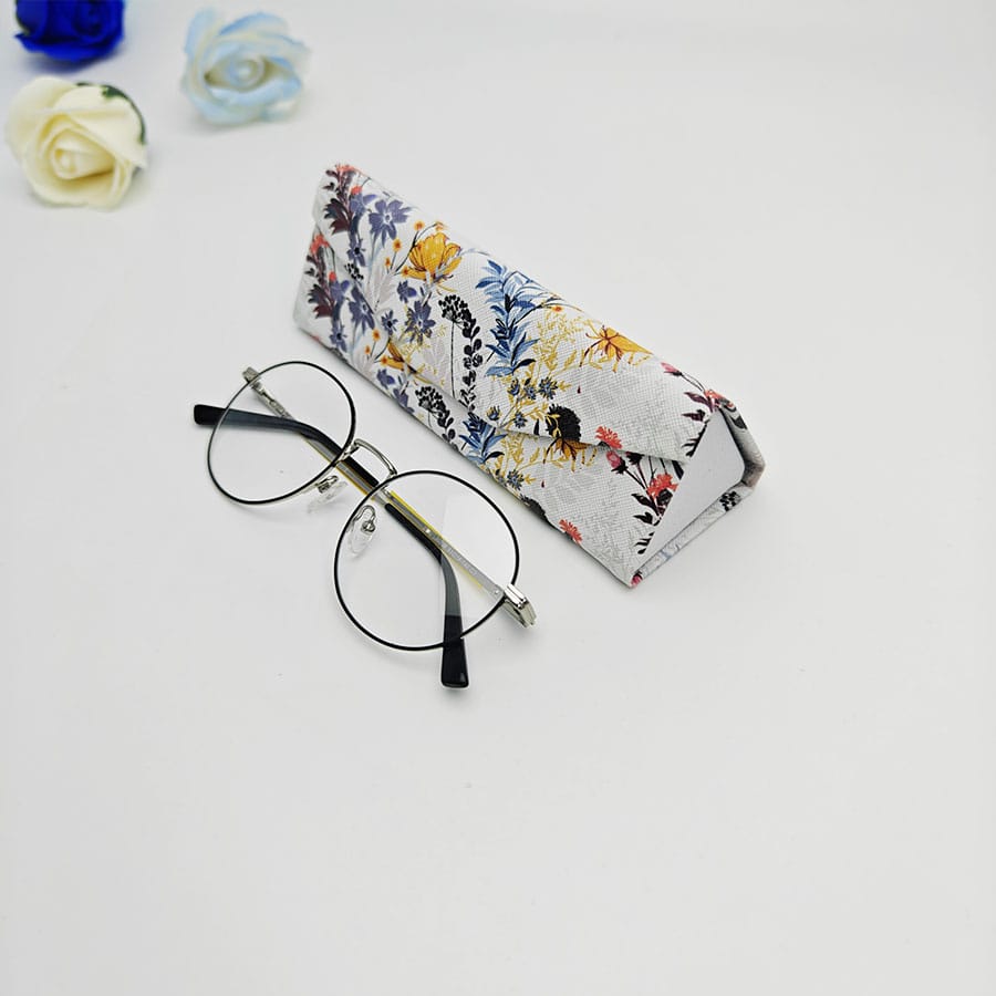 Folding case 