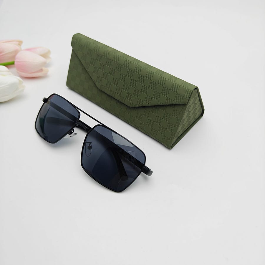 Folding case