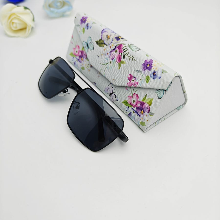 Folding case