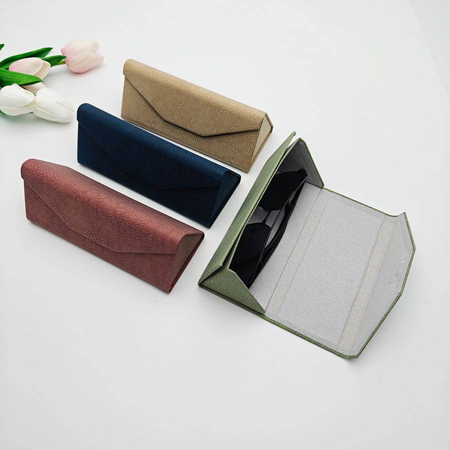 Folding case