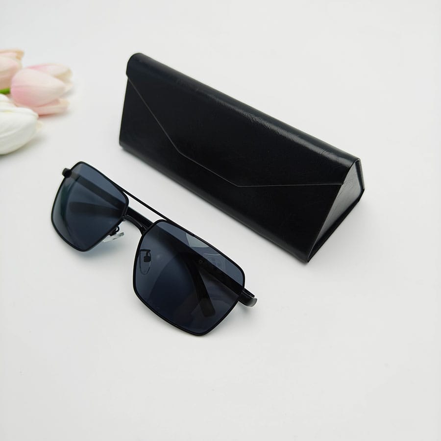 Folding case