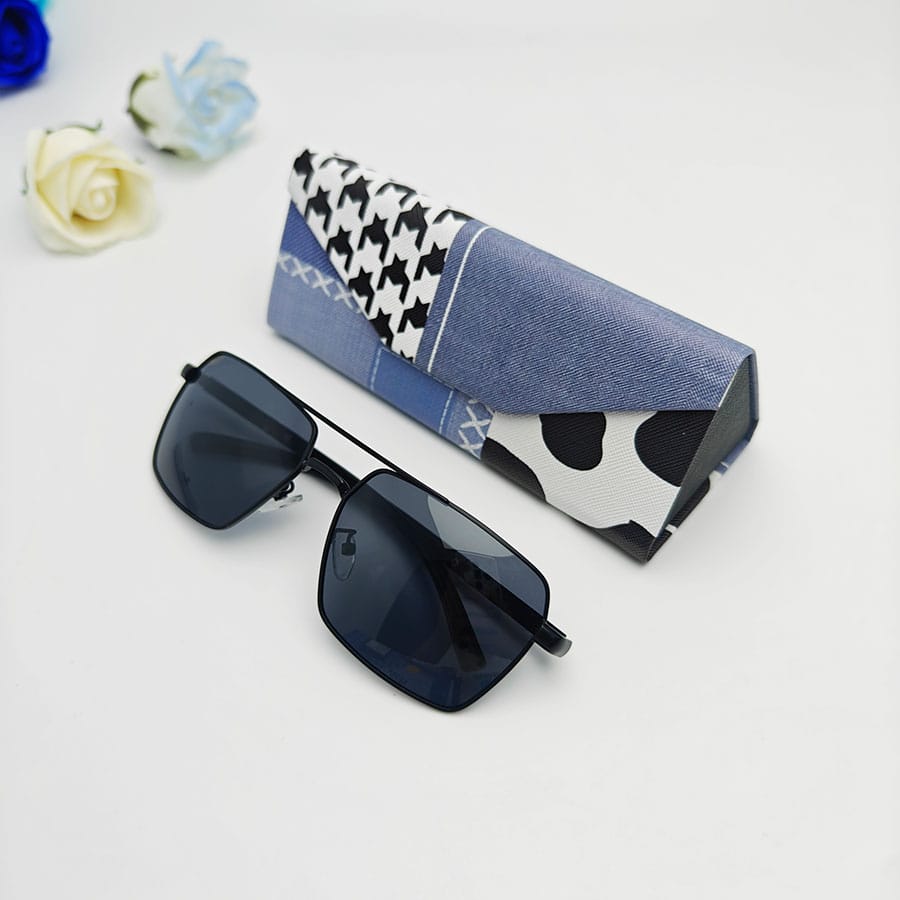 Folding case