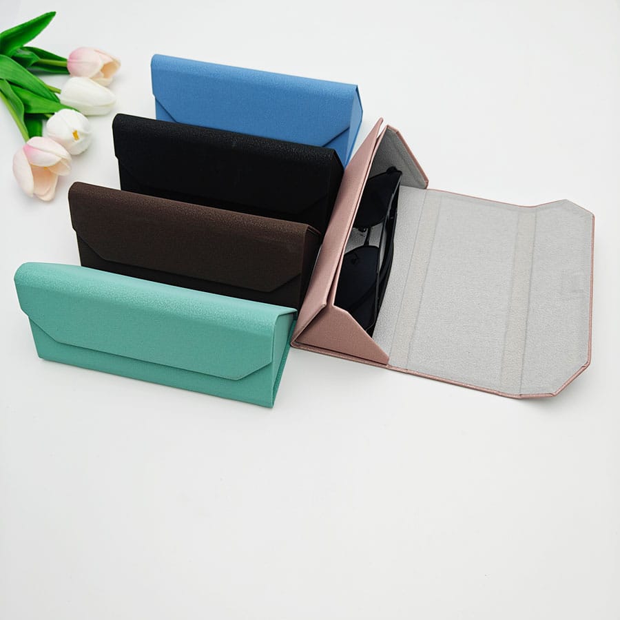 Folding case