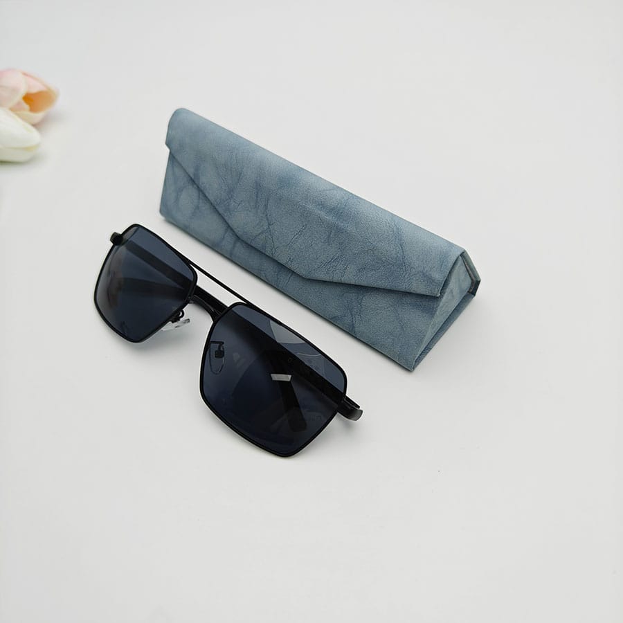 Folding case