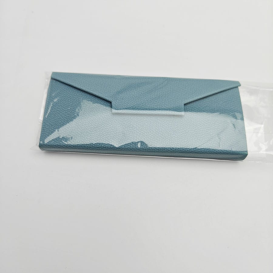 Folding case