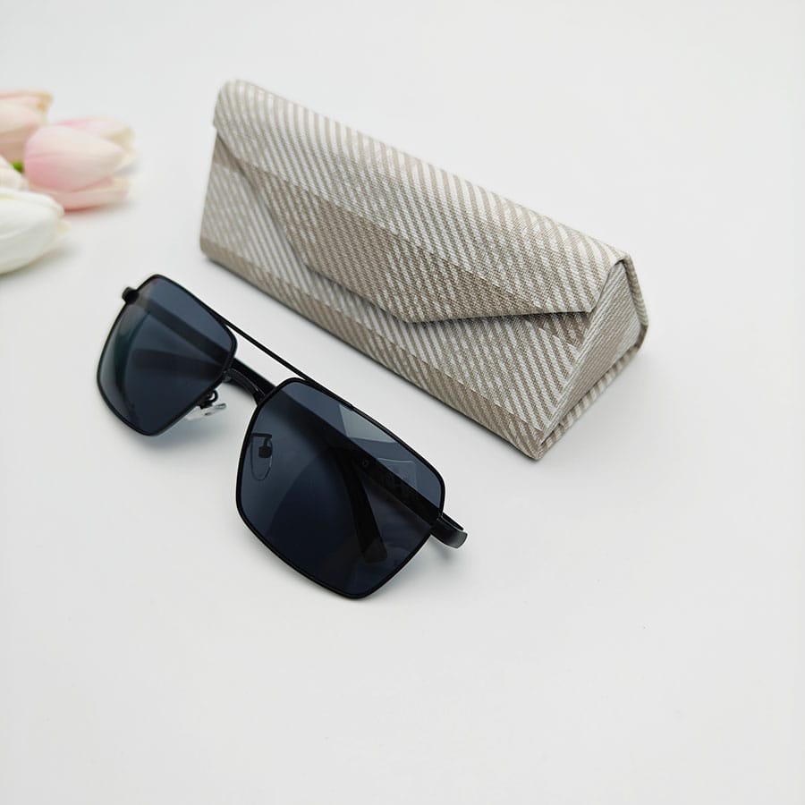 Folding case 