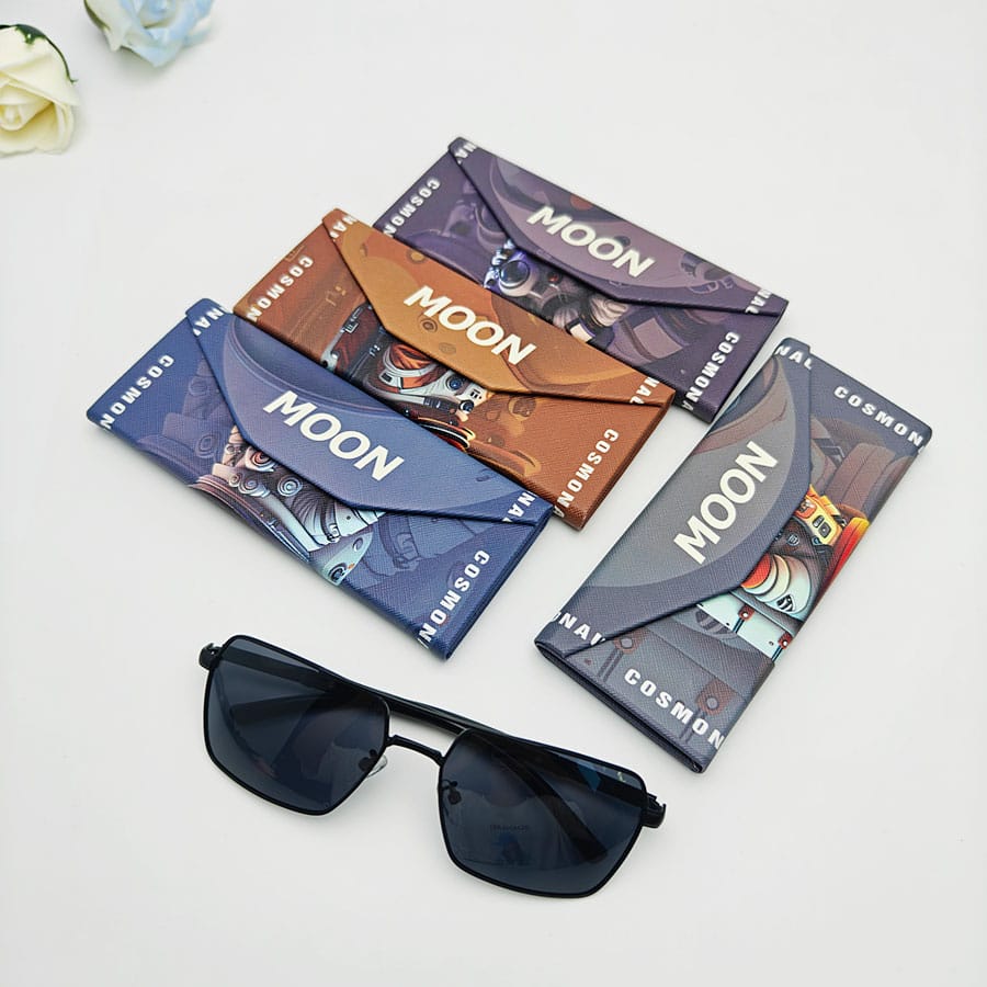 Folding case 
