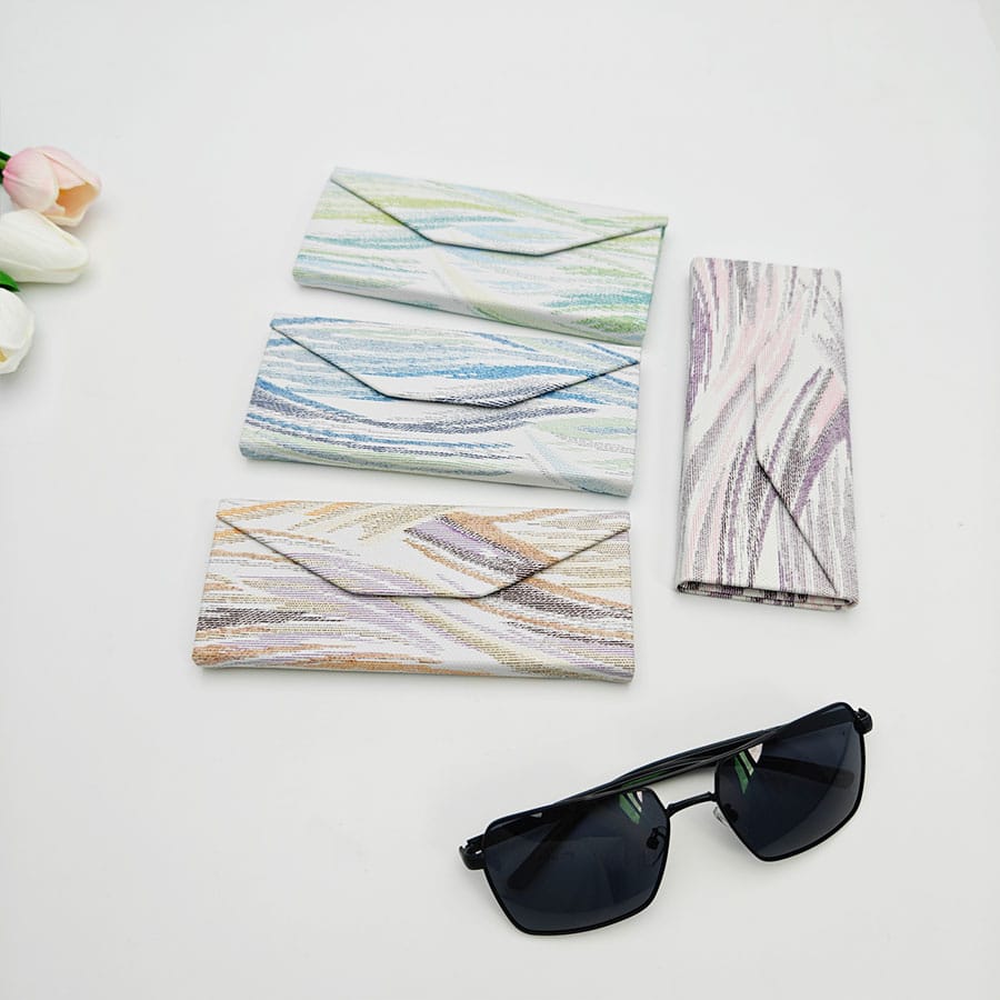 Folding case