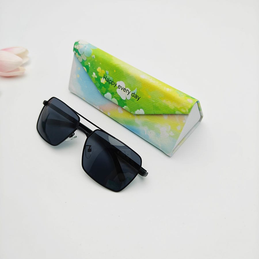 Folding case 
