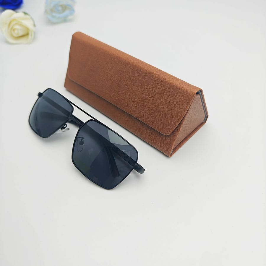 Folding case