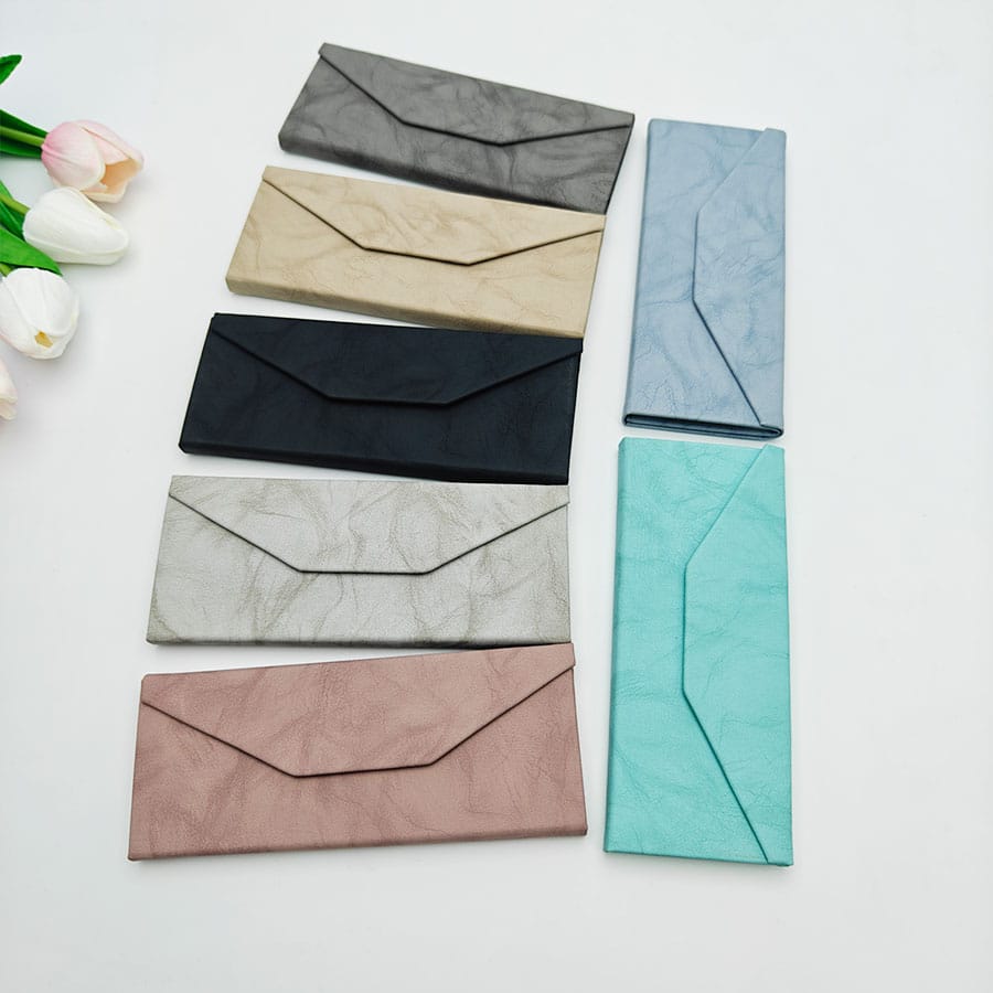 Folding case
