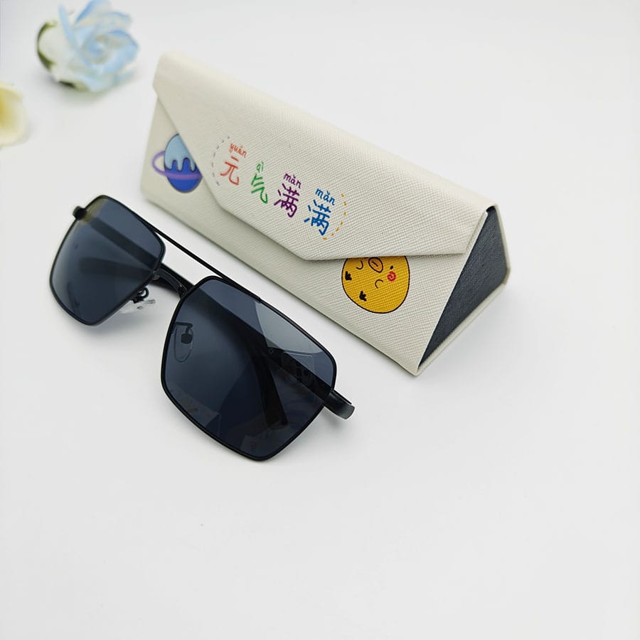 Folding case