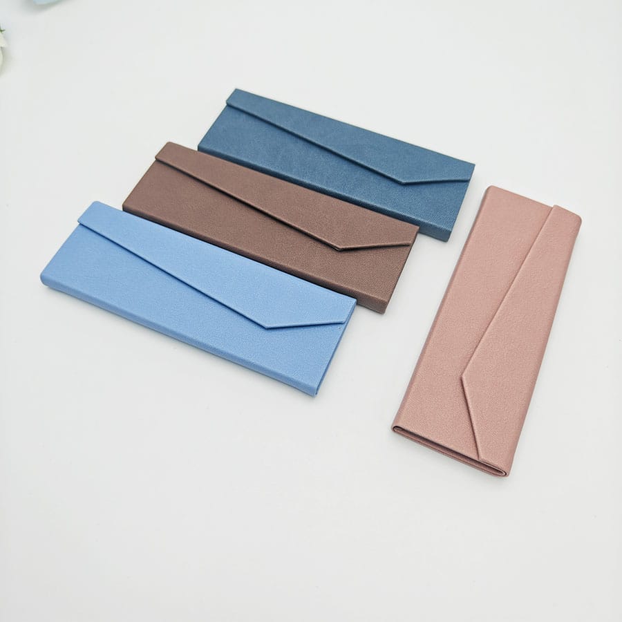 Folding case