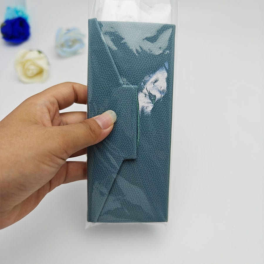 Folding case
