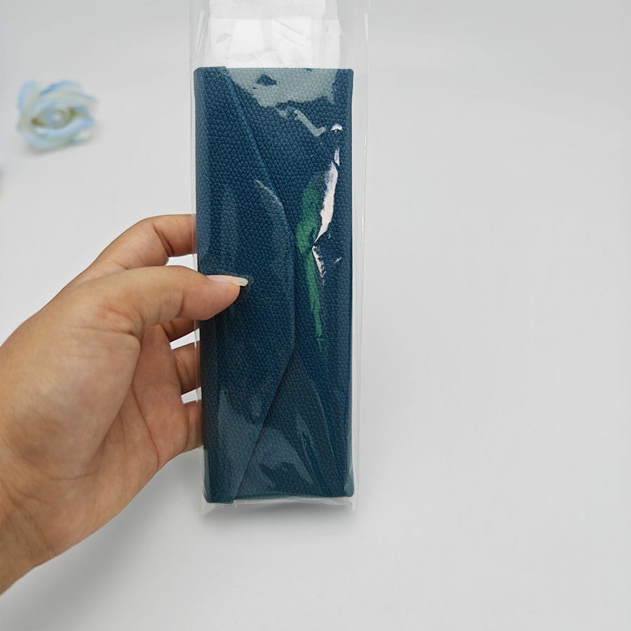 Folding case