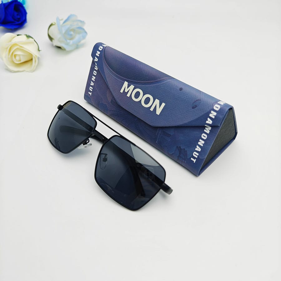 Folding case 