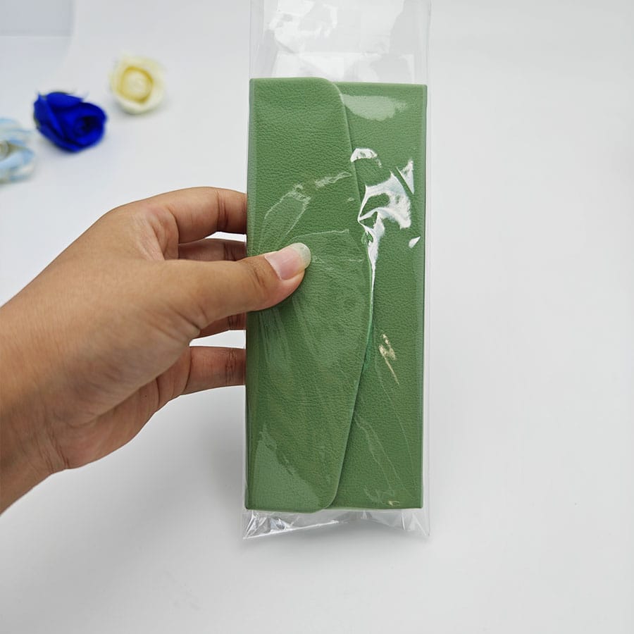 Folding case 