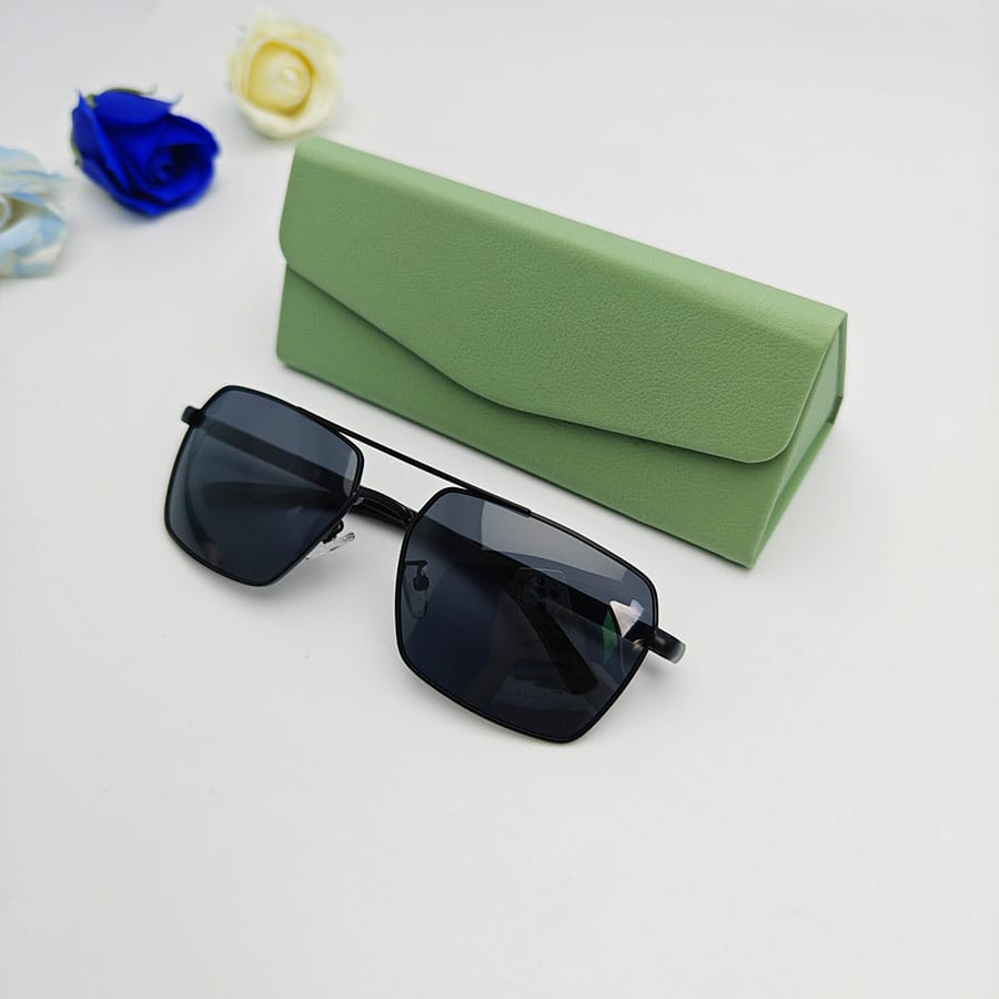 Folding case 