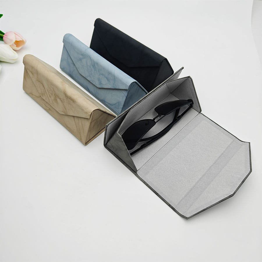 Folding case