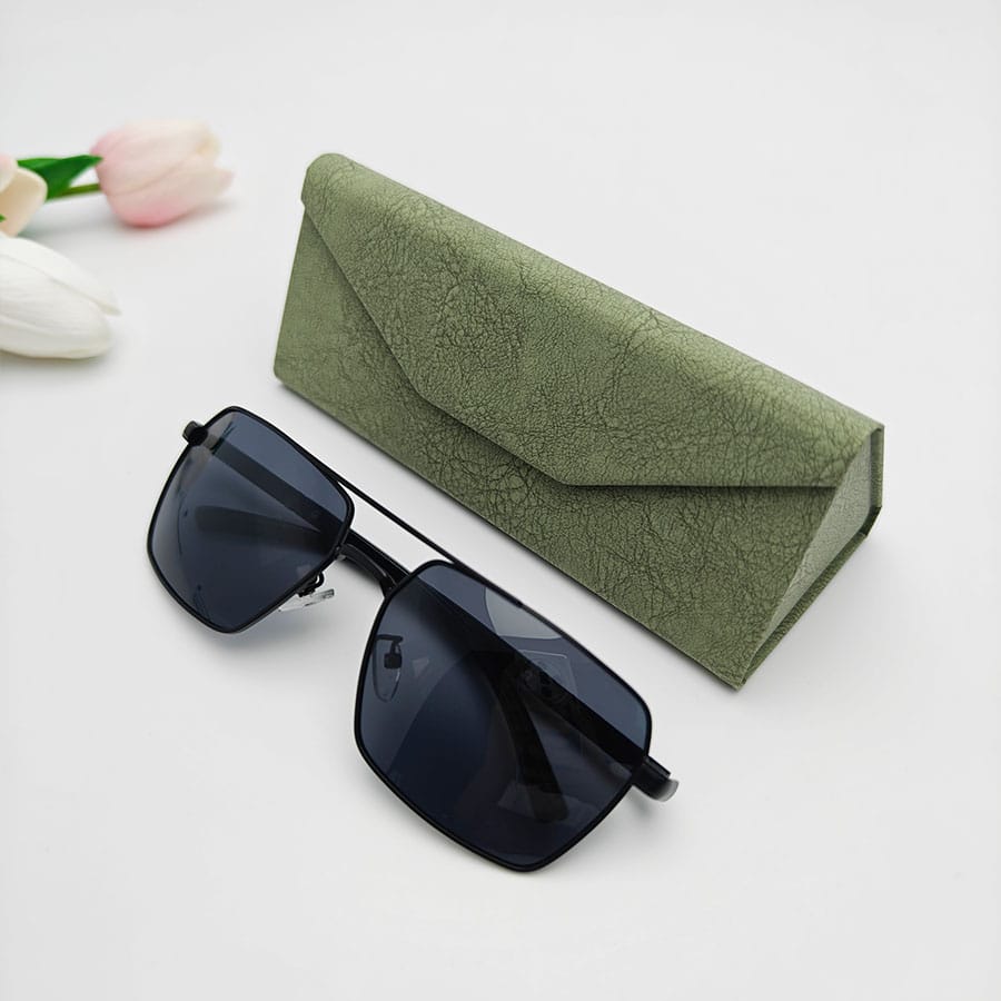 Folding case