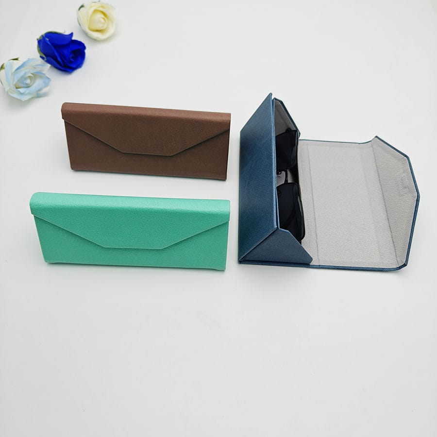 Folding case