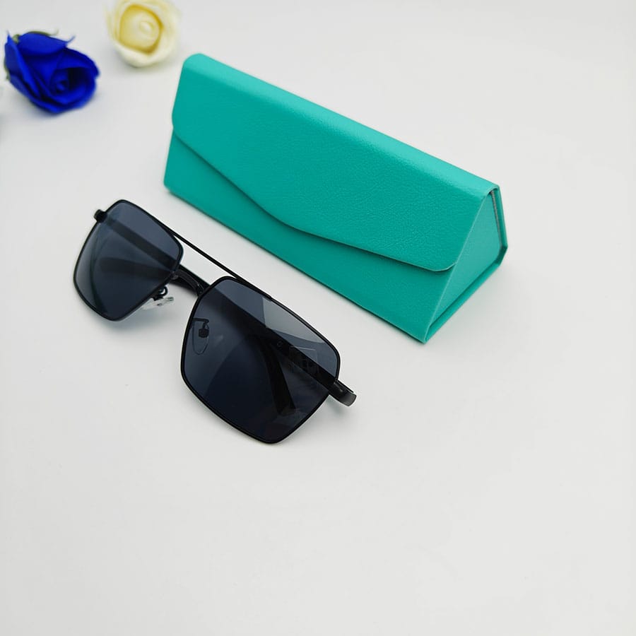 Folding case 