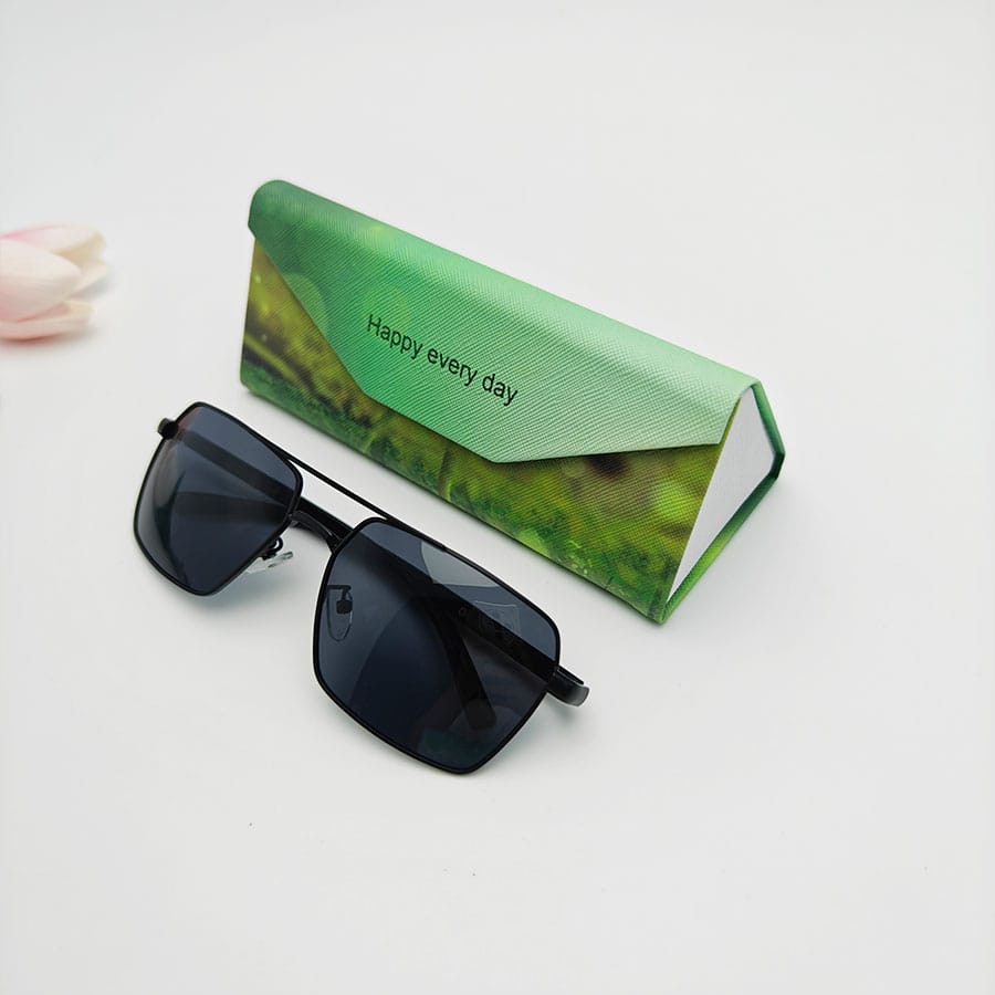 Folding case 