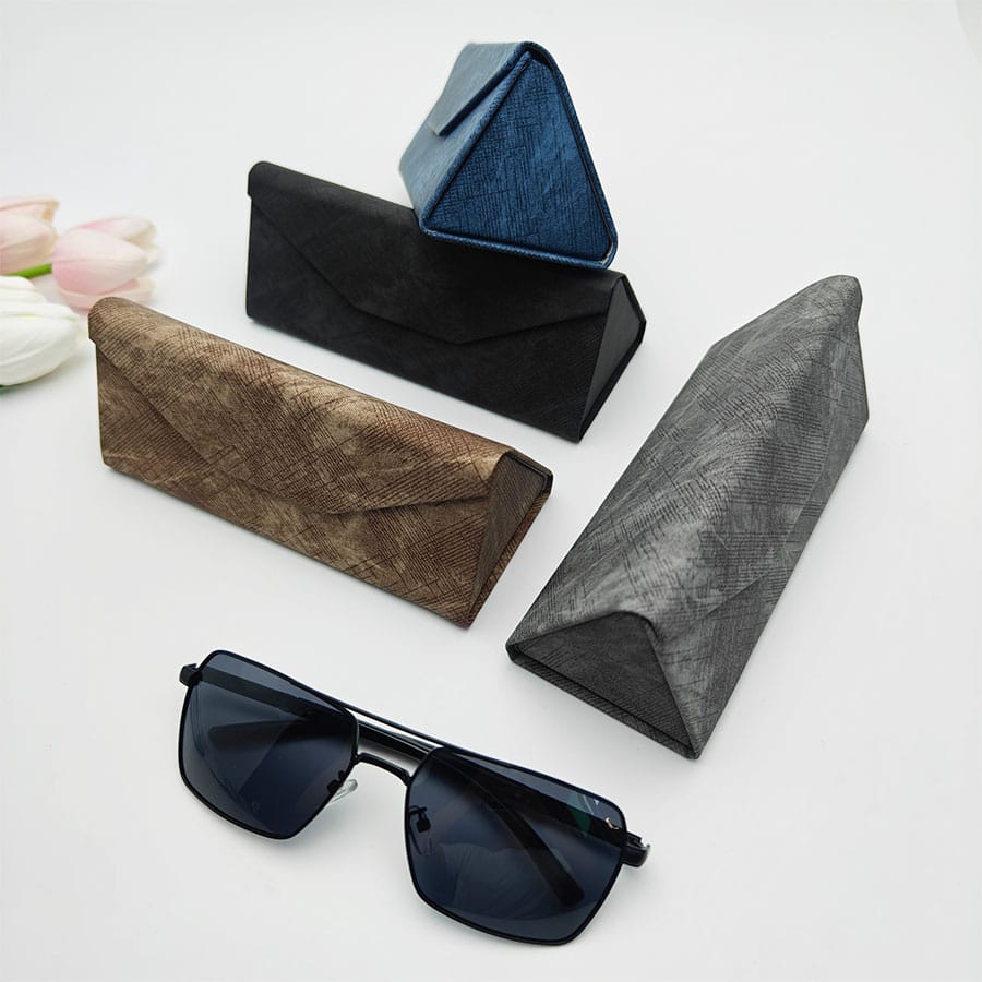 Folding case 
