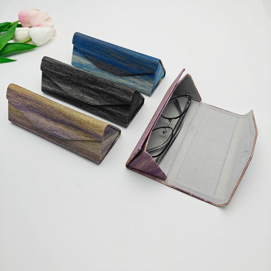Folding case