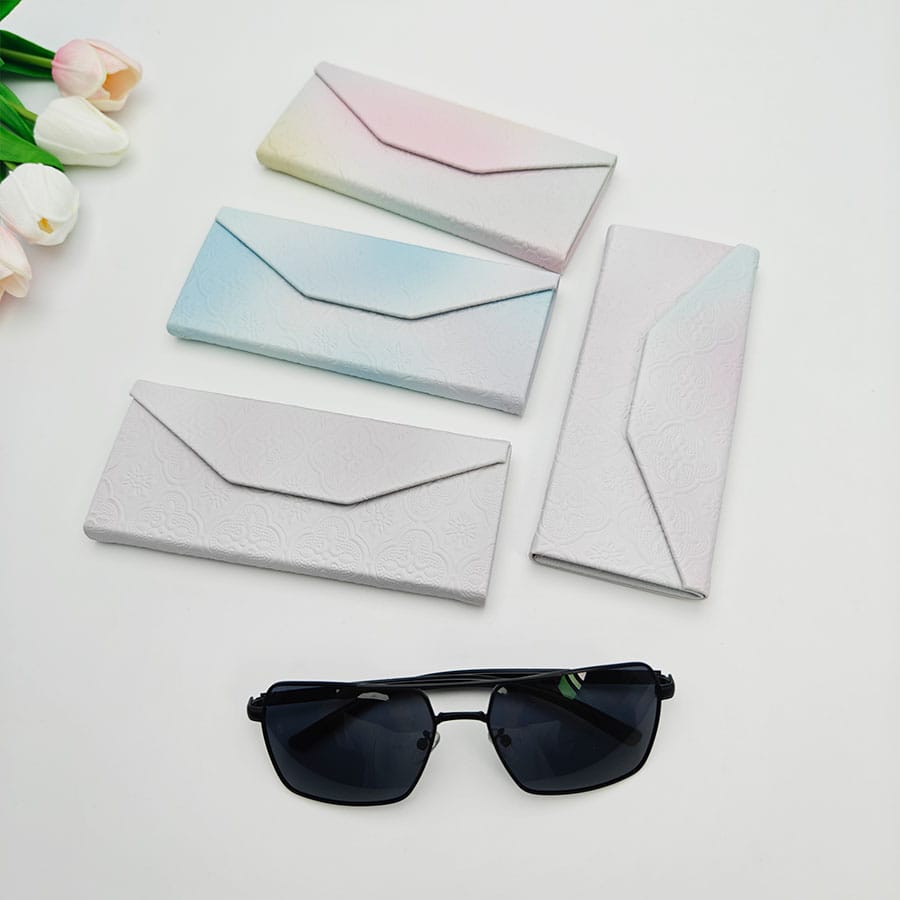 Folding case