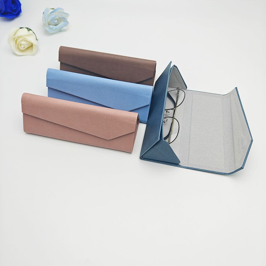 Folding case