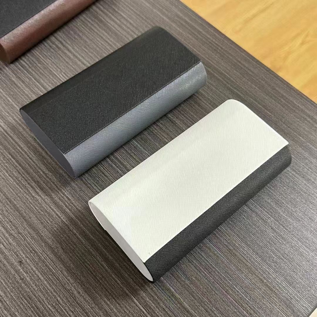 Glasses case