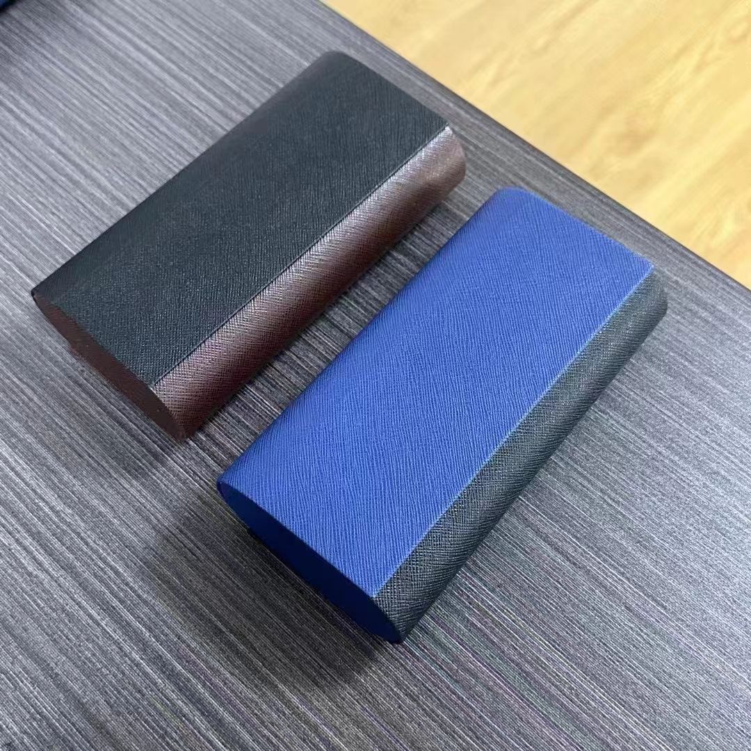 Glasses case