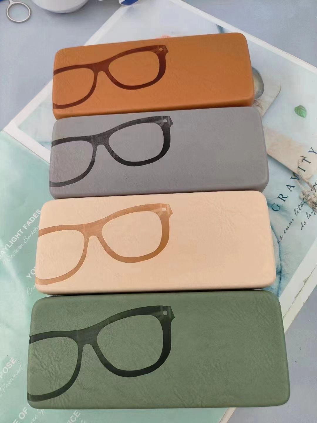 Glasses case