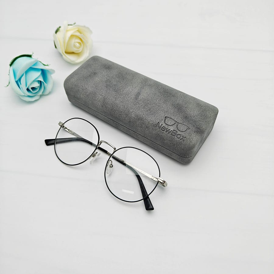 Iron Glasses case