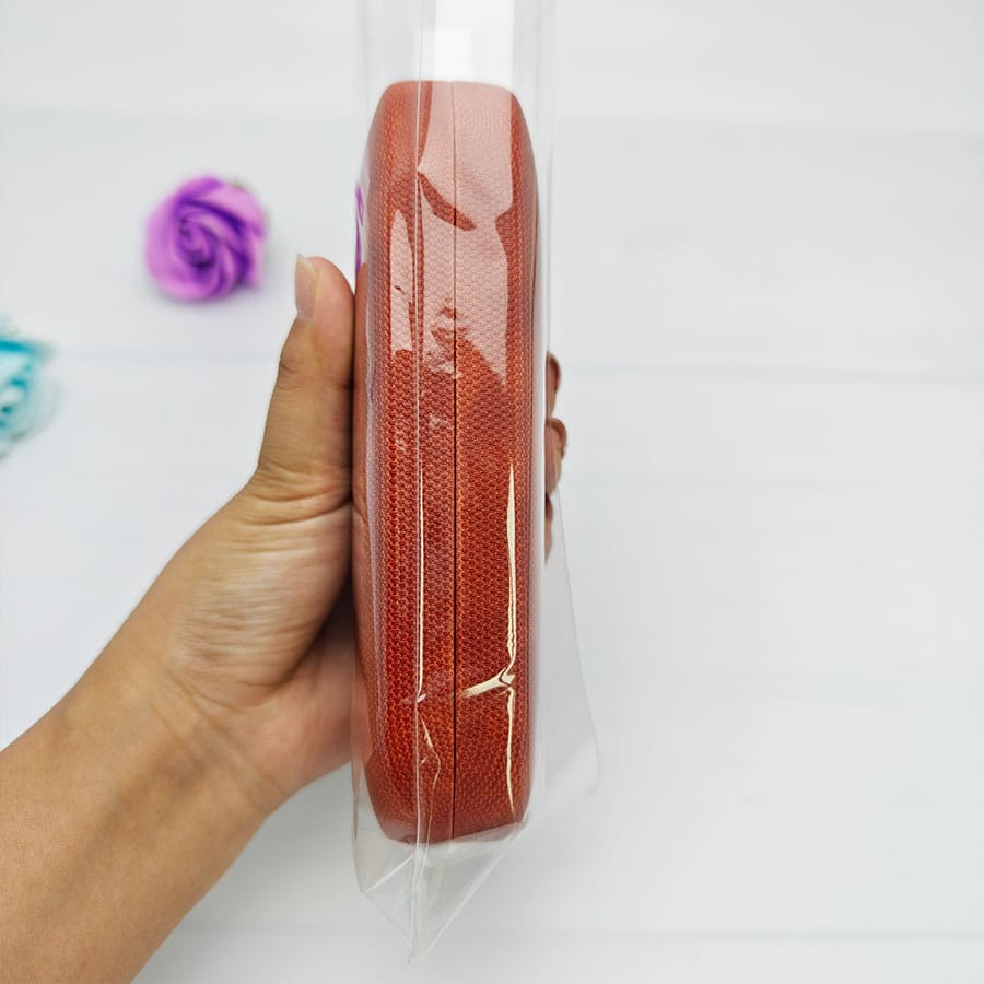 Iron Glasses case