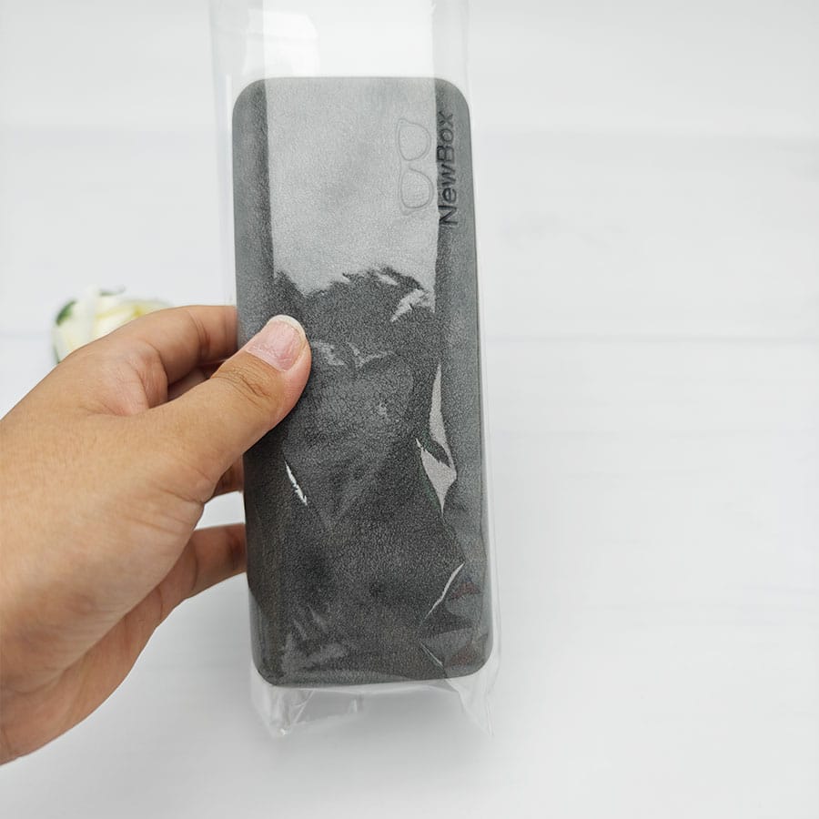 Iron Glasses case