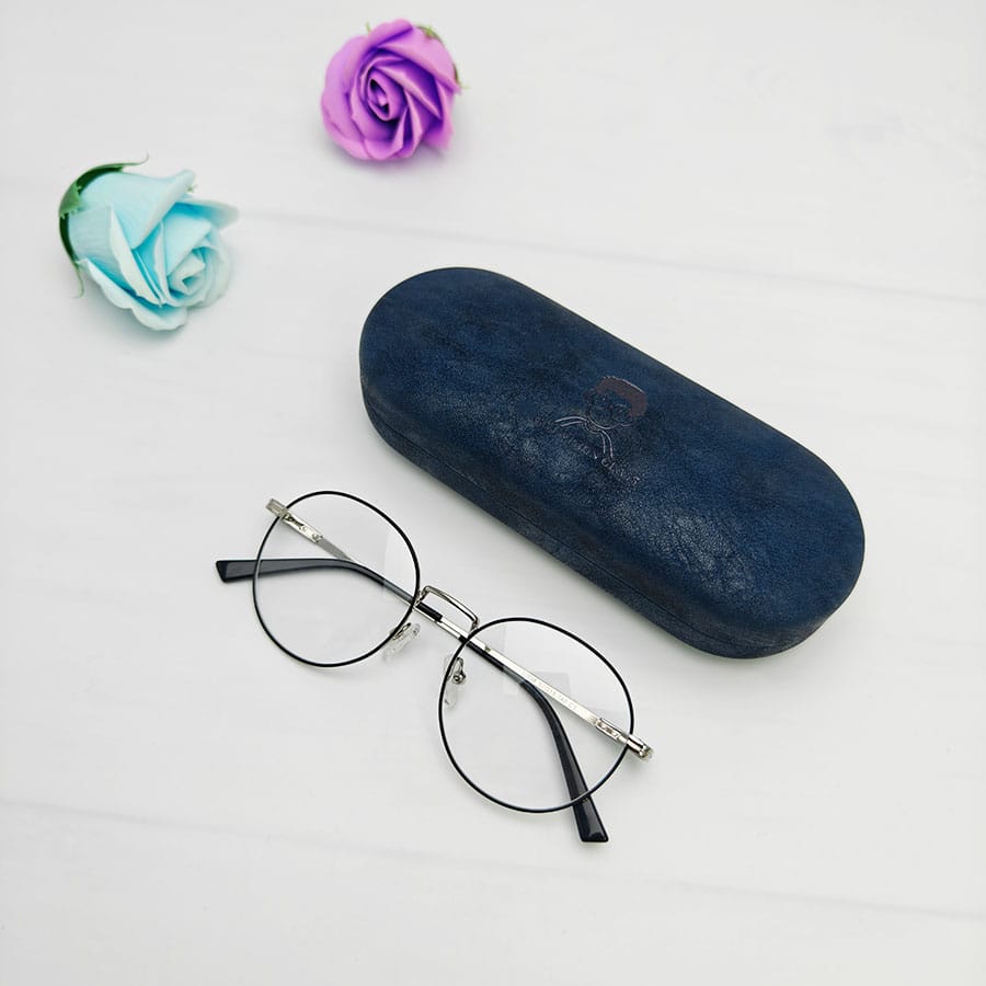 Iron Glasses case