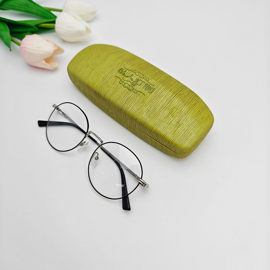Iron Glasses case