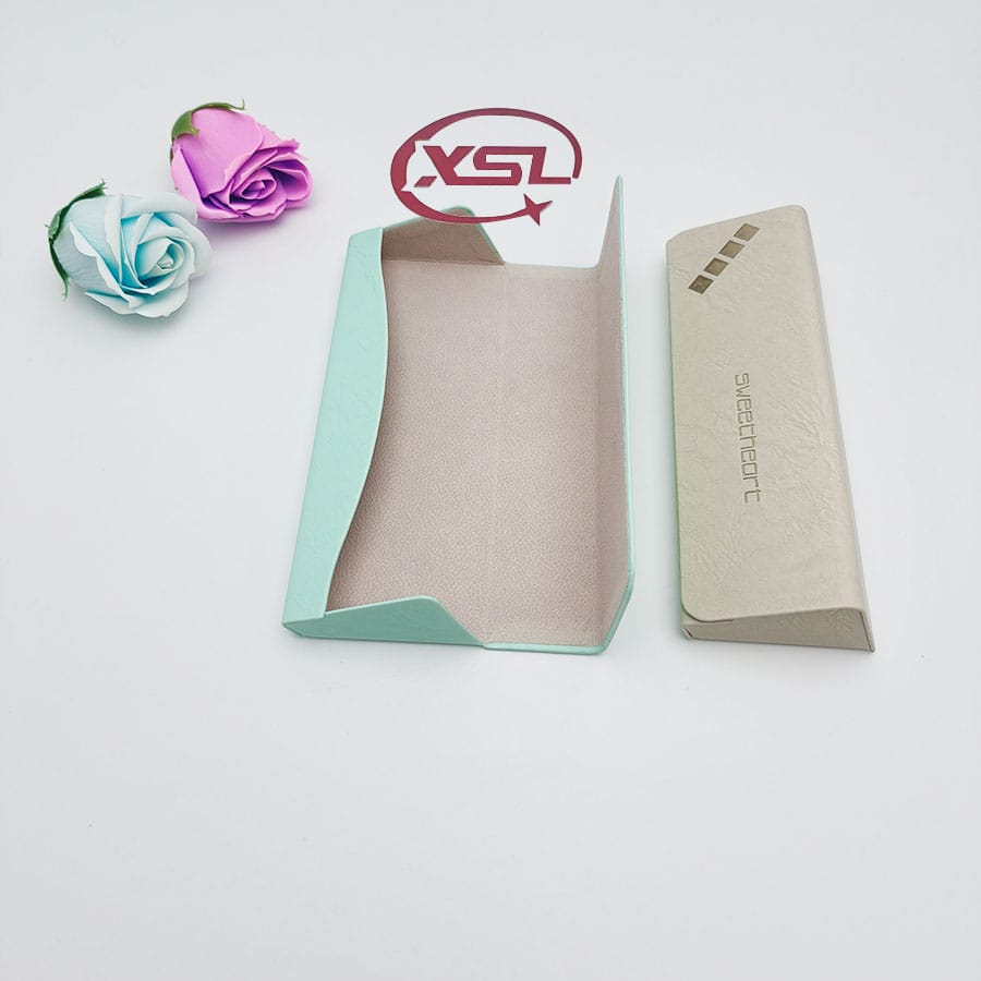 Glasses case