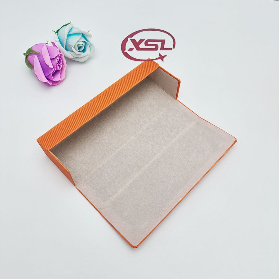 Glasses case