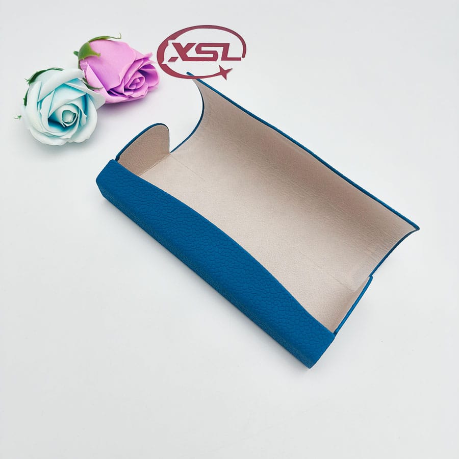 Glasses case